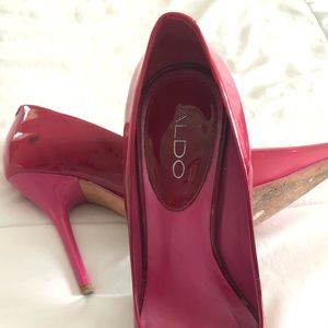 Aldo Hot pink sexy pumps